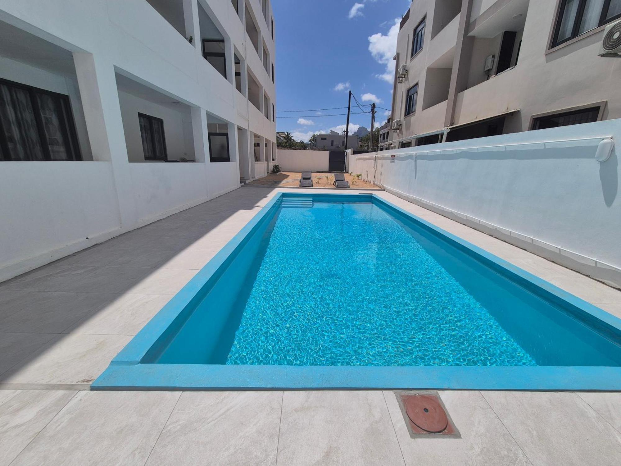 Skyview Apartment- Rooftop Penthouse With Sunset & Sea Views Flic-en-Flacq Extérieur photo